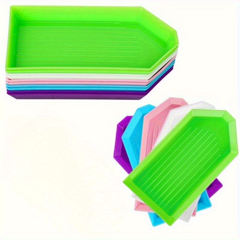 Art Craft Easy - Multi colored plastic diamond bead sorting